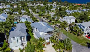 Seaside Magnolia~1 Block to Pine Ave, Heated Pool! - Image 4