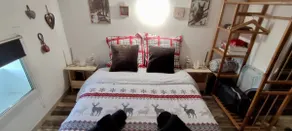 Charming chalet-style apartment 7 min from the city - Image 5