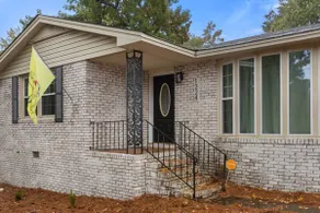 Walk to Masters! Spacious & Modern 4bd Home - Image 4