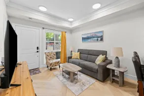 Mins to Hospital & University |Private Garage |2BR - Image 2