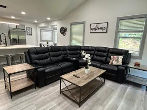 4BR Ranch Near Atl Airport-Family & Pet Friendly - Image 2