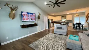 10 Minutes to Thunder Ridge | Sleeps 7 | Secluded - Image 4