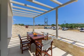 Porto Drio Seaside Residence - Image 5
