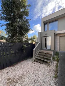 Natural comfort Frankston home - Image 3