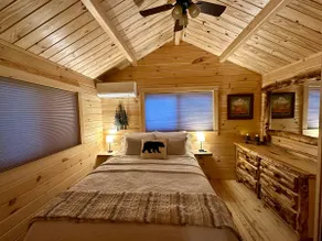Secluded Romantic Vermont Cabin with Sauna - Image 5