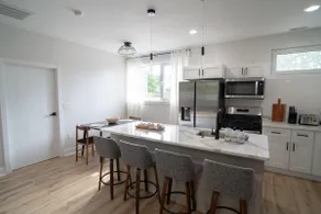 Erie Retreat 2BR/2BA Elevated Comfort - Image 2
