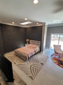 Luxurious Getaway - Image 5