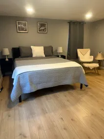 Beautiful Retreat in Johnstown - Total Comfort - Image 2