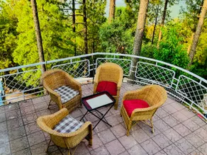 Private 4-Bed Cottage | Chair Lift | McDonald’s - Image 2