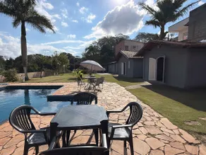 Country House | Pool, 3 Cottages with En-Suite Bathrooms, Campfire - Image 2