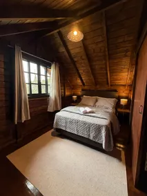 Charming Cabin - Image 4