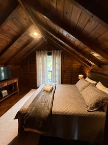 Charming Cabin - Image 3