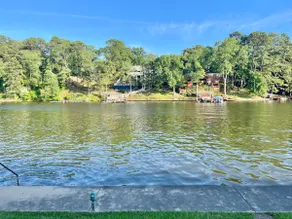 Rest Up Resort—waterfront condo! - Image 5