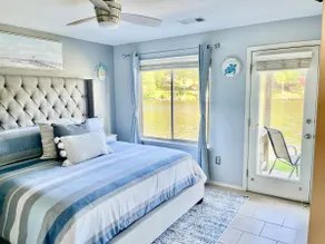 Rest Up Resort—waterfront condo! - Image 3
