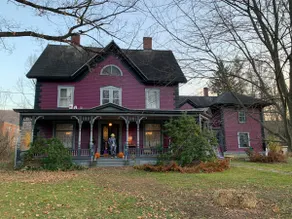 Historic Tavern (w/ saltwater hot tub) - Image 3