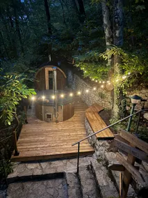The House in the Woods with Sauna and Jacuzzi - Image 4