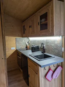 Cozy Chalet Studio – Balneo - Image 4