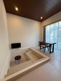 Single Bedroom Suite Villa - Image 5