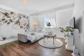 Central apartment • Vacation • Business • Parking - Image 2