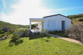 Private villa with terrace overlooking the sea - Image 4