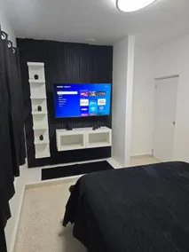 Modern Apt 5 min from the Beach - Image 4