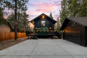 StylishCabin, Hot Tub, GameRm, Dogs, Parking! - Image 5