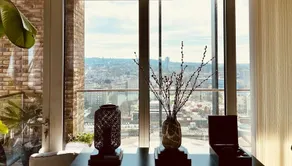 Luxury Nest in the City Glow - Image 4