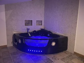 In the footsteps of Athena Love room Balneotherapy 2 - Image 5