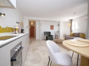 Frontline Beach House by Del Parque Flats - Image 2