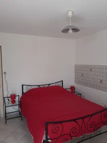 studio with garden access - Image 3