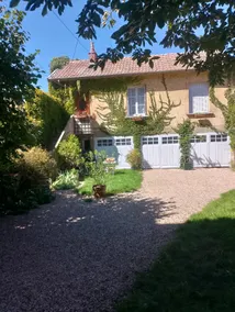 Downtown garden house - Image 2
