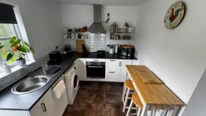 Cosy 1 Bed Cottage, Log Burner - Image 2