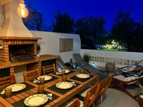 Villa 15 minutes from the beach - Image 2