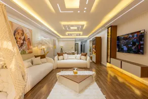 Aura properties | Cozy & Stylish Stay - Image 2