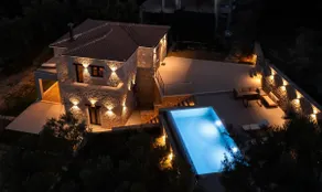 Orraon Luxury Villa - Exclusive retreat with panoramic views and infinity pool - Image 3