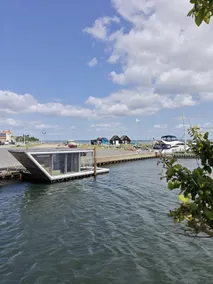 House on the harbor 100 m to the beach - Image 4