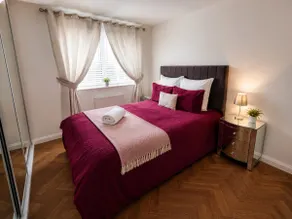 Modern 2 bedroom Ground Level Flat - Image 2