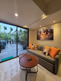 Rooftop Garden Suite 80sqm OWN POOL + Free Parking - Image 5