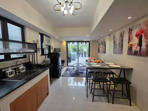 Rooftop Garden Suite 80sqm OWN POOL + Free Parking - Image 4