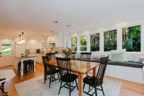 Battlepoint Farmhouse, Modern & Relaxing! - Image 2