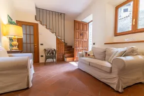 House 3-bedroom home 8 min from Ortasangiulio - Image 2