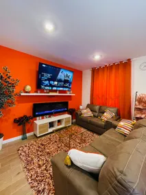 Exquisite touch! Newly built private guest suite. - Image 2