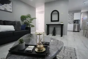 Pinkhouse - Image 3