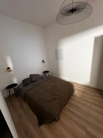 Le Refuge: Charming & Convenient Apartment - Image 3