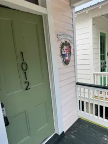 Pink & Dreamy Mardi Gras Cottage - Image 2