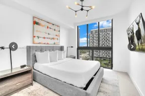 Miami Vibes Apartment - Image 2
