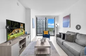 Miami Vibes Apartment - Image 3