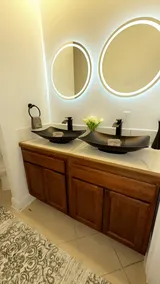 3Bd/2Bth 5 beds by Shopping mall - Image 3