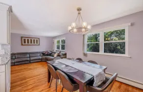 Modern Family Retreat! - Image 5