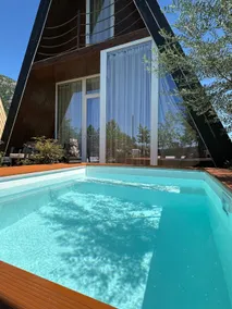 Cozy private villa with garden and swimming pool! - Image 3